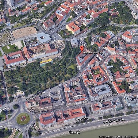 Logement Sous Le Chateau Budapest Exterior foto